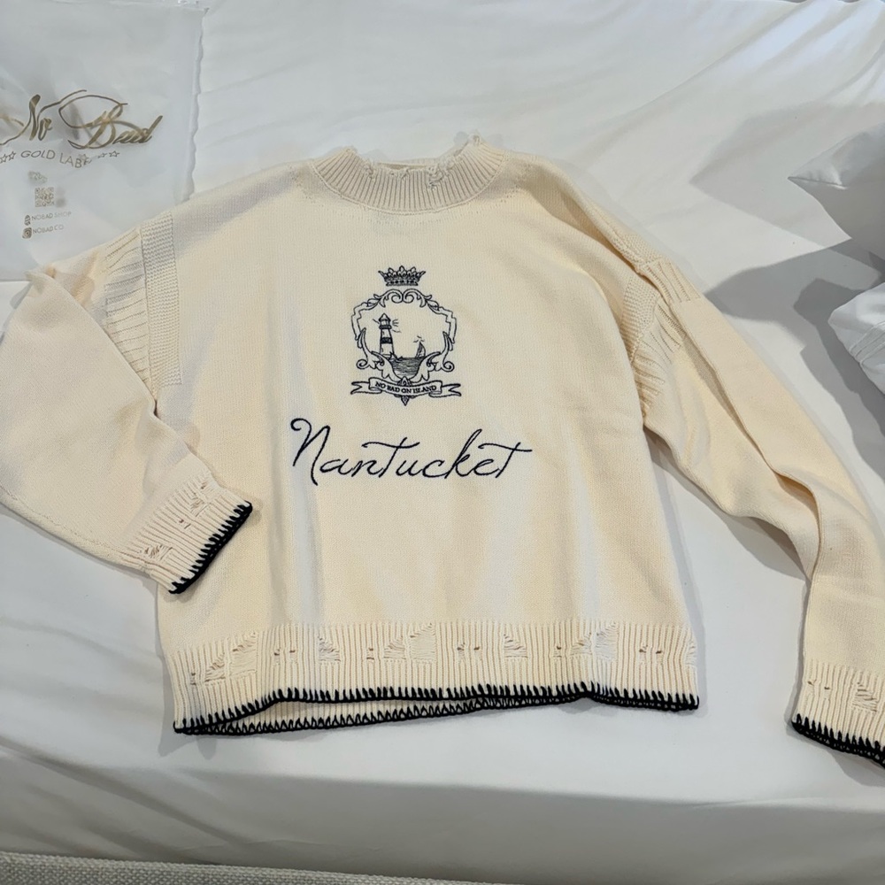Stunningly beautiful No Bad (brand) Nantucket sweater. Never worn brand new.